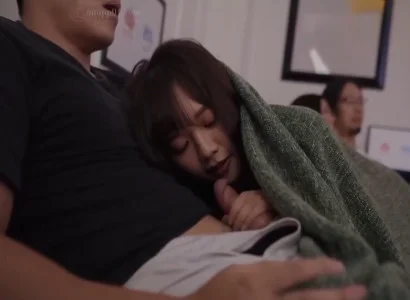Vụng trộm với cô em họ làm tôi không nỡ dứt ra